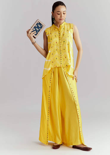 Yellow Satin Indo Western Set With Bandhani And Leheriya Print
