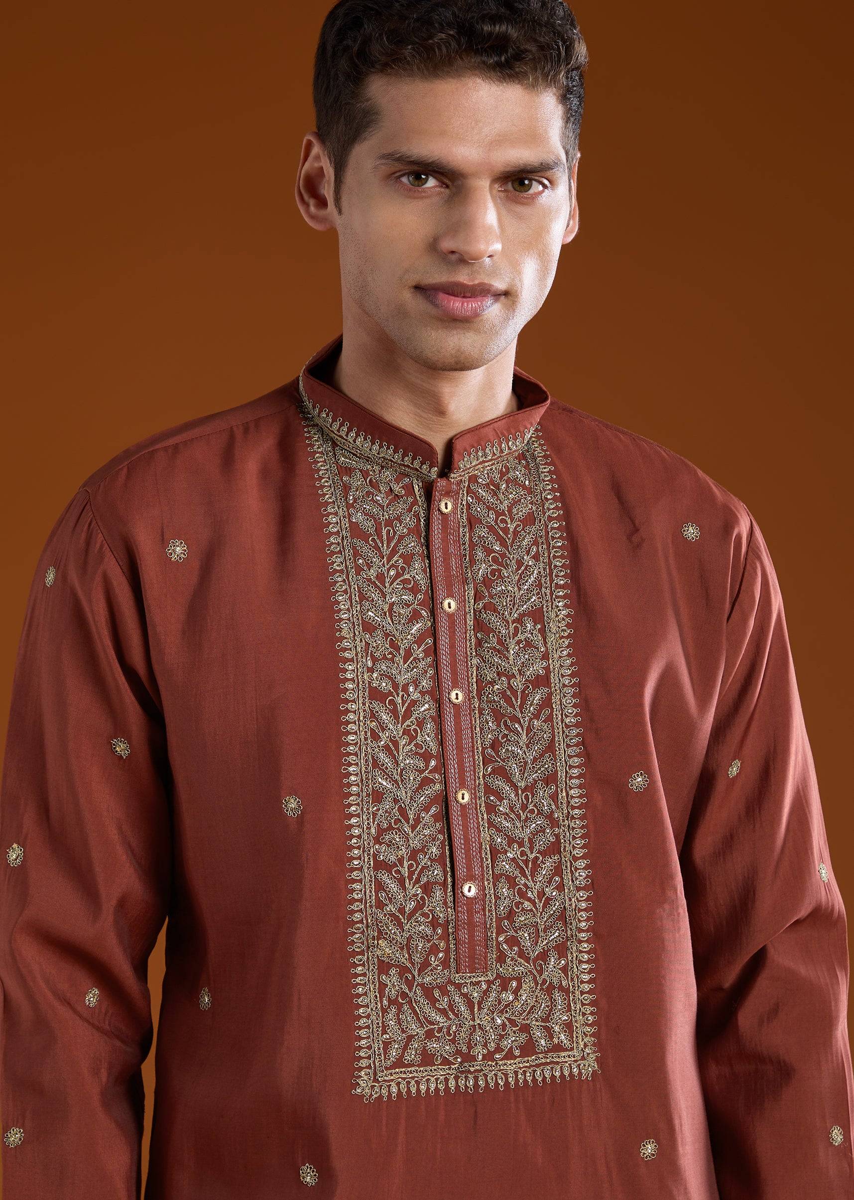 MaroonRedSilkKurtaSetWithThread-sg367692-6 5