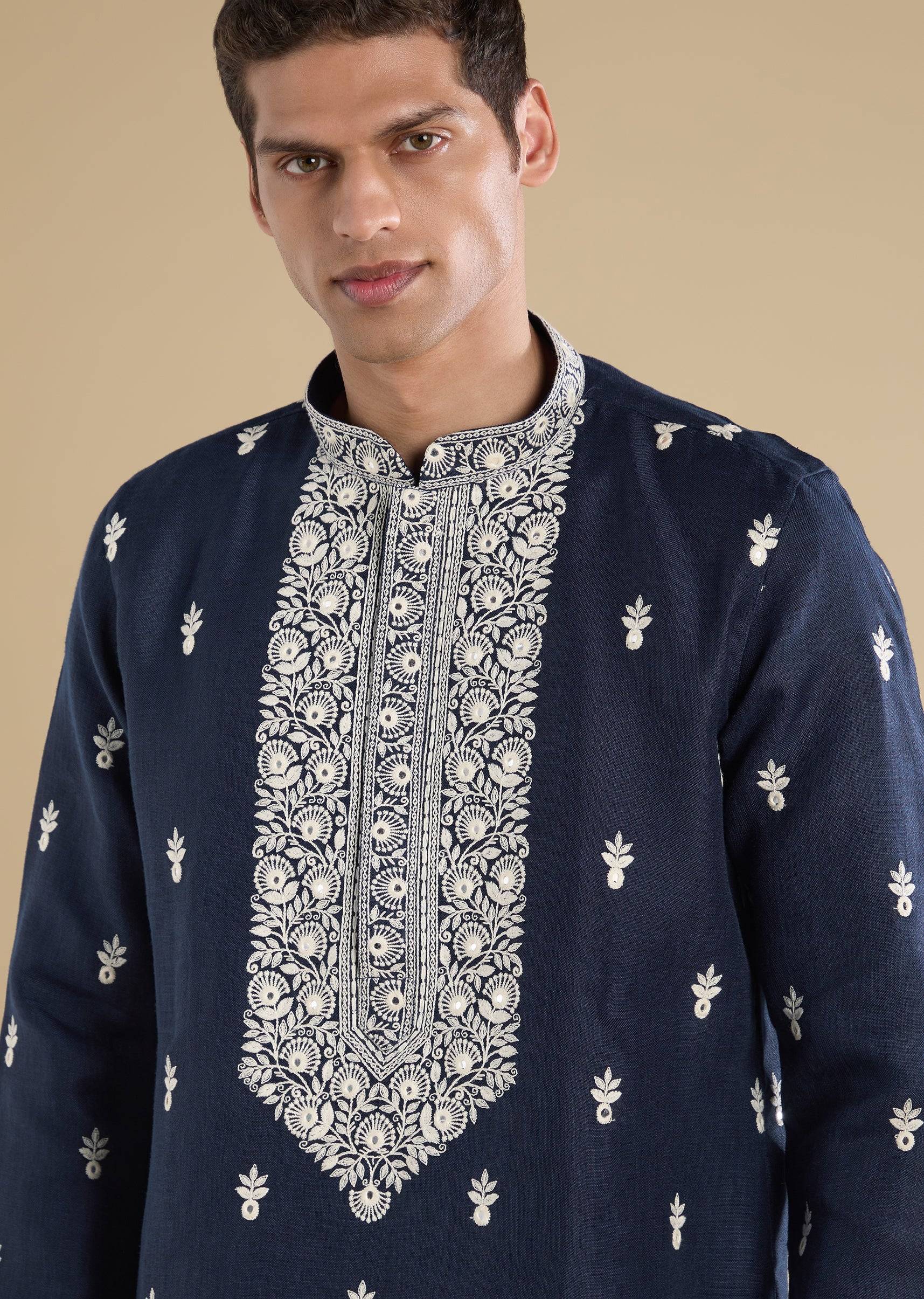 navy-blue-embroidered-kurta-set-sg370508-2 b82287a5-0c8d-45c0-ac4f-42e2e1345db4
