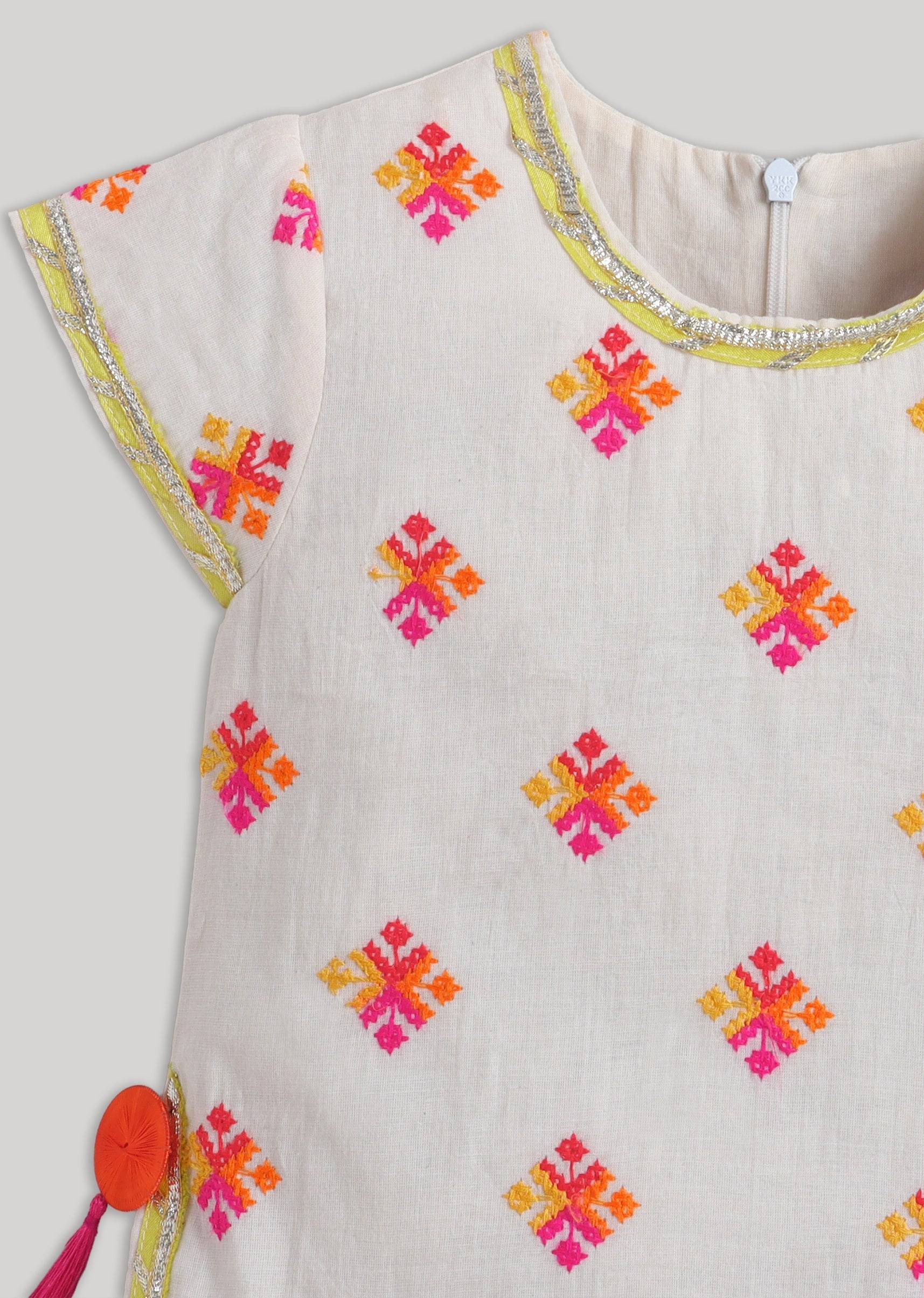 Noor Off White Printed Salwar Kameez Set
