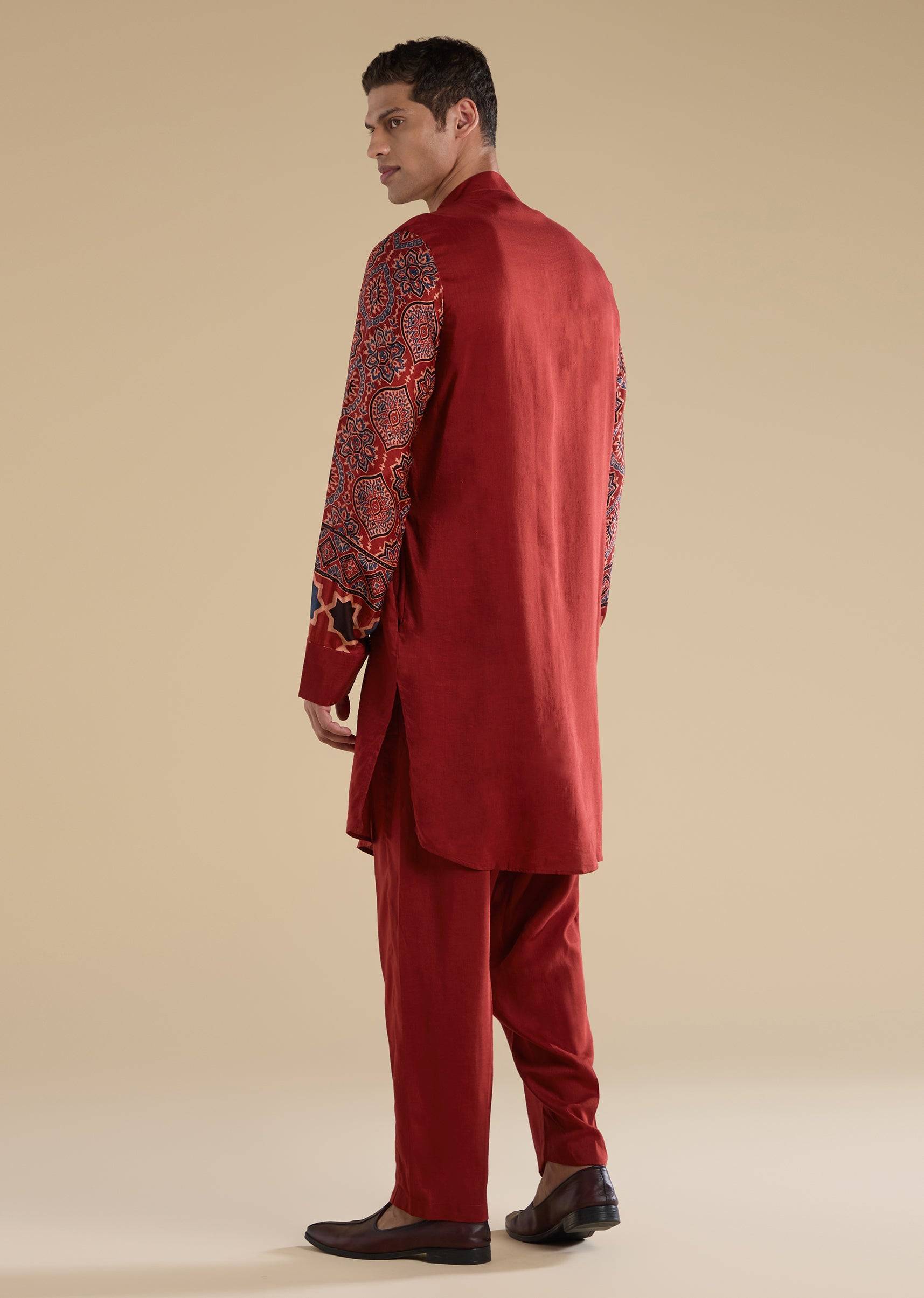 red-ajrakh-printed-kurta-set-sg349357-5 f2d3e99b-78dd-4f14-b183-d610b468879d