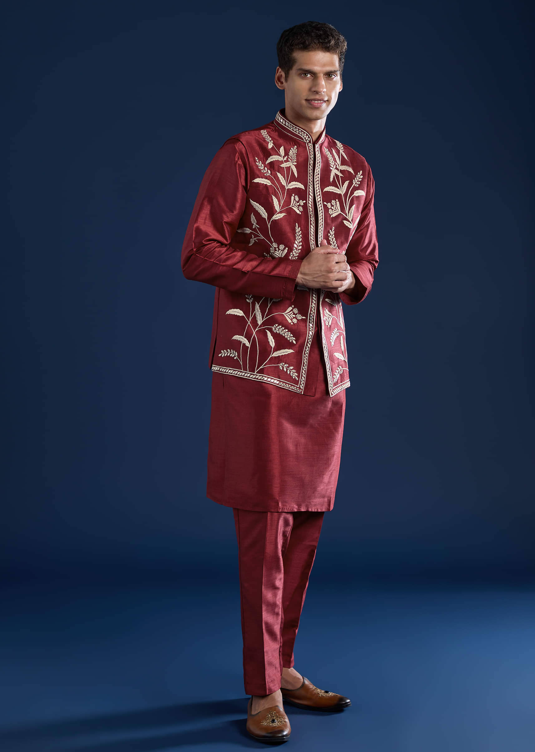 red-silk-mirror-work-kurta-and-jacket-set-sg330326-3