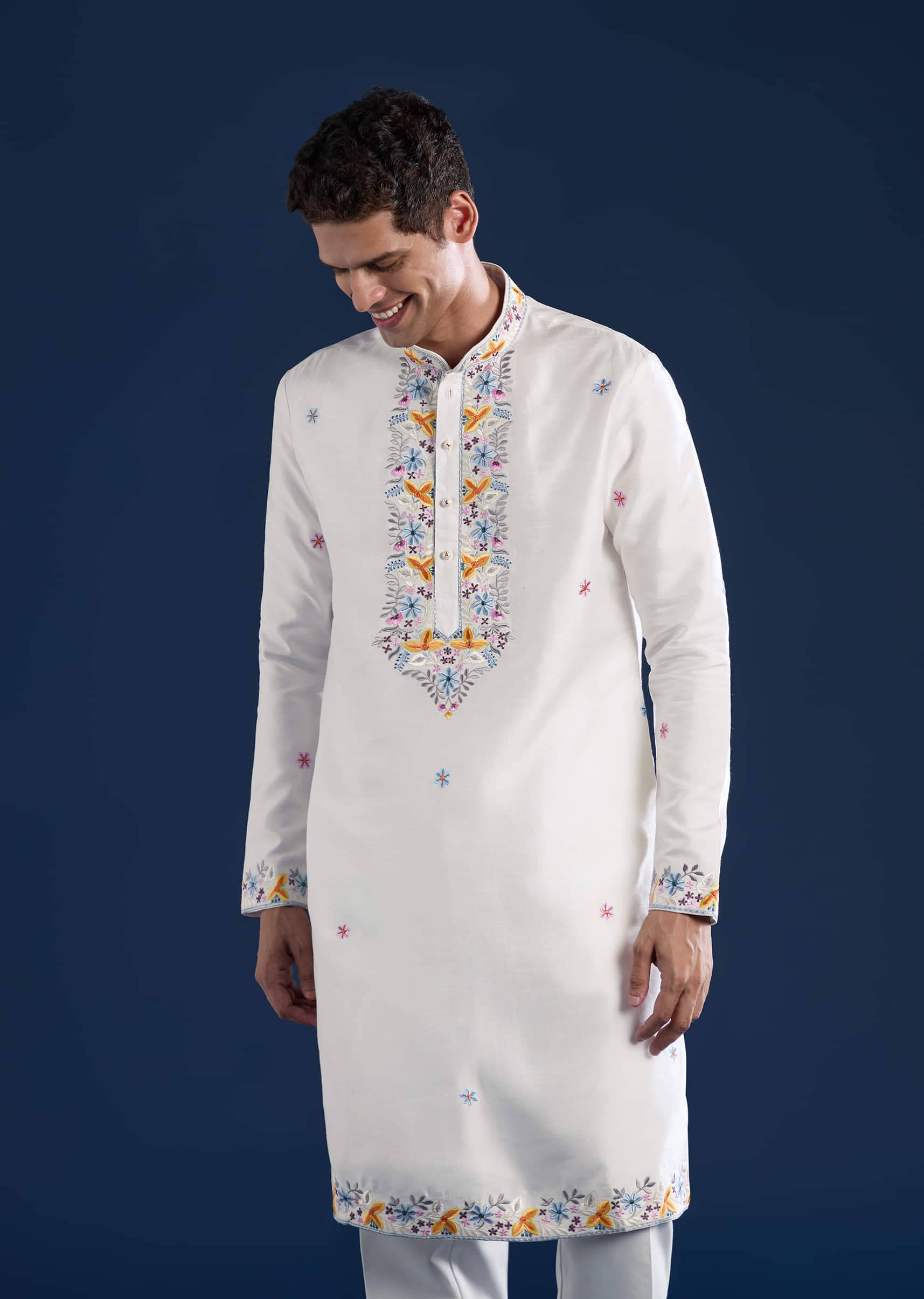 white-hand-painted-silk-jacket-kurta-set-with-cutdana-work-sg353021-6