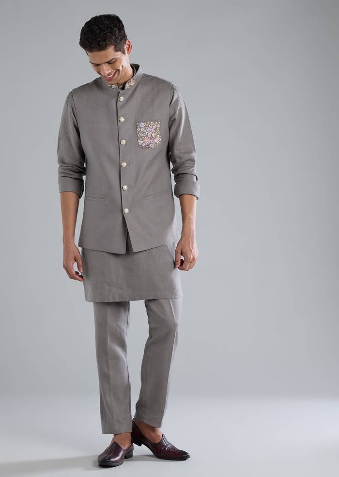 Grey Kurta Jacket Set With Thread Resham Work