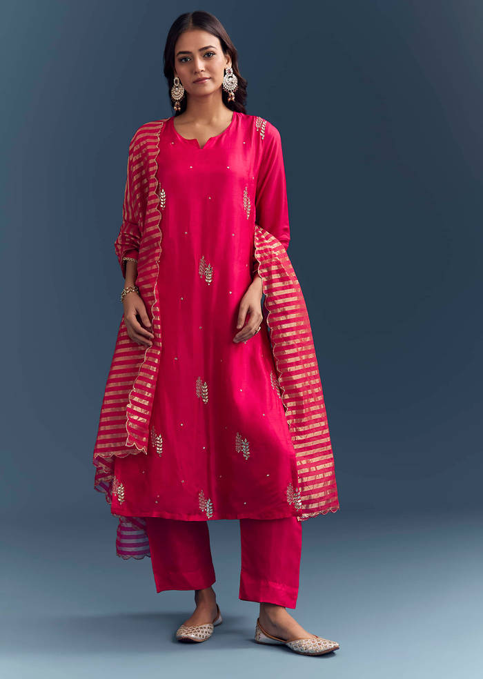 Pink Silk Kurta Set With Zari And Gota Work