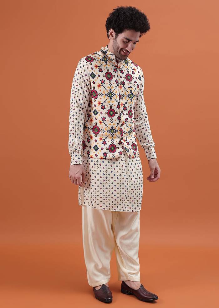 Ivory Patola Printed Kurta Jacket Set For Men
