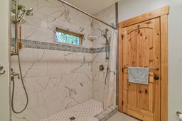 listing-thumbnails