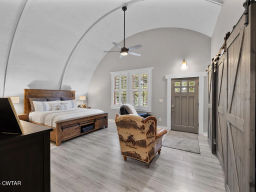 listing-thumbnails