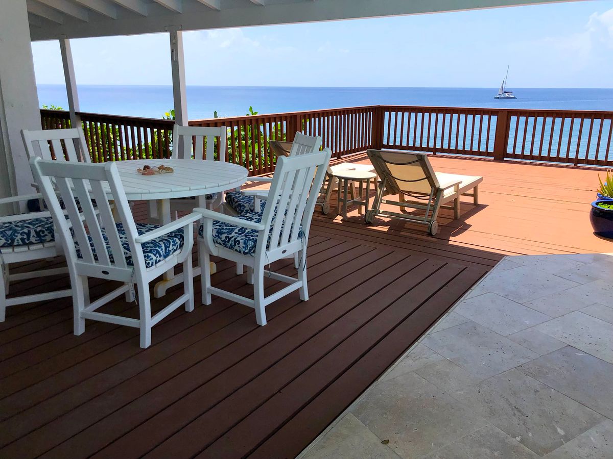 West House Outdoor Dining/Deck