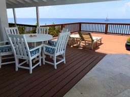 West House Outdoor Dining/Deck