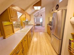 Kitchen - All appliances stay