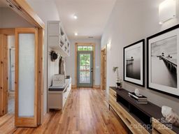 listing-thumbnails