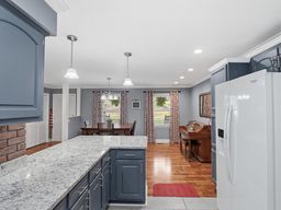 listing-thumbnails