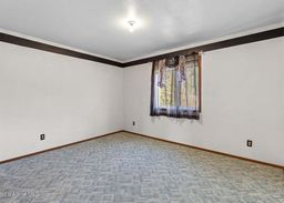 listing-thumbnails