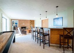 listing-thumbnails