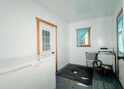 listing-thumbnails