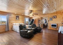 listing-thumbnails