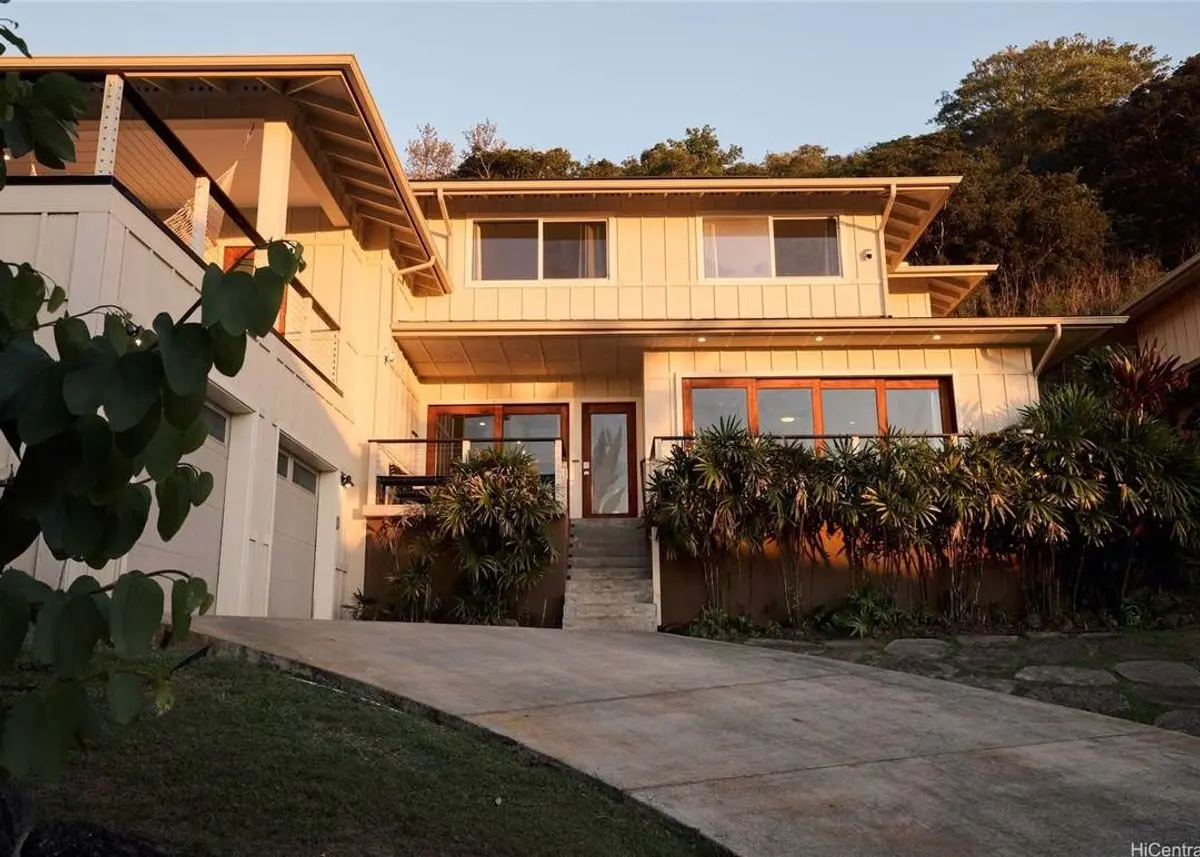 Green Homes for Sale - Haleiwa, Hawaii Green Home