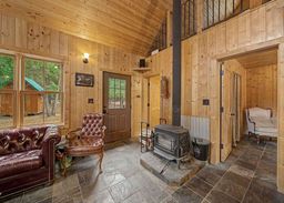 listing-thumbnails