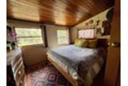 listing-thumbnails