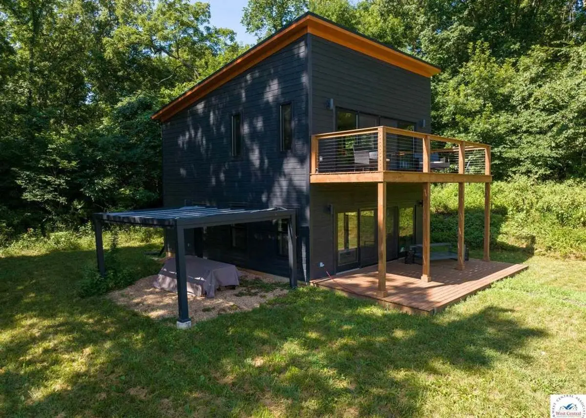 Photo 39 of green home in Deepwater, Missouri