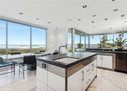listing-thumbnails