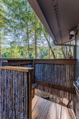 listing-thumbnails
