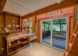 listing-thumbnails