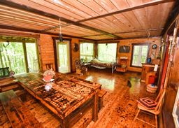 listing-thumbnails