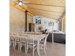 listing-thumbnails