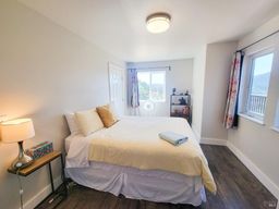 listing-thumbnails