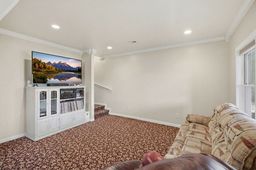 listing-thumbnails