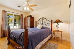listing-thumbnails