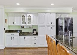 listing-thumbnails