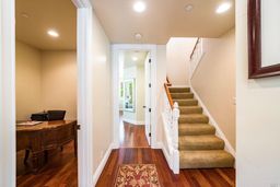 listing-thumbnails