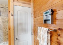listing-thumbnails