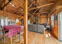 listing-thumbnails