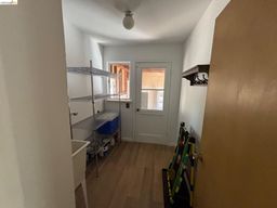 listing-thumbnails