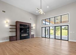listing-thumbnails