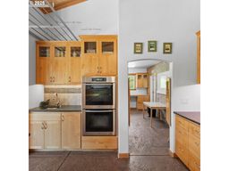 listing-thumbnails