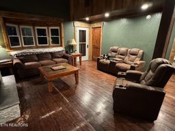 listing-thumbnails