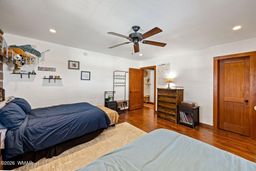 listing-thumbnails