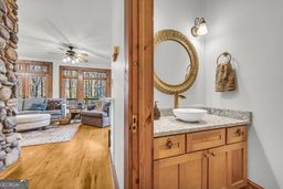 listing-thumbnails