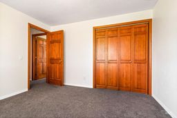 listing-thumbnails