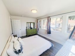 listing-thumbnails
