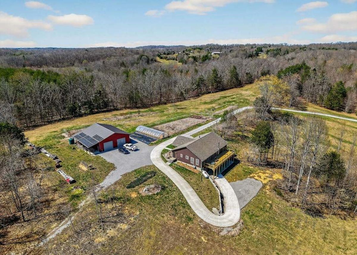 Green Homes for Sale - Hilham, Tennessee Green Home