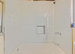 listing-thumbnails