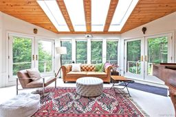 listing-thumbnails