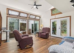 listing-thumbnails