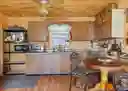 listing-thumbnails